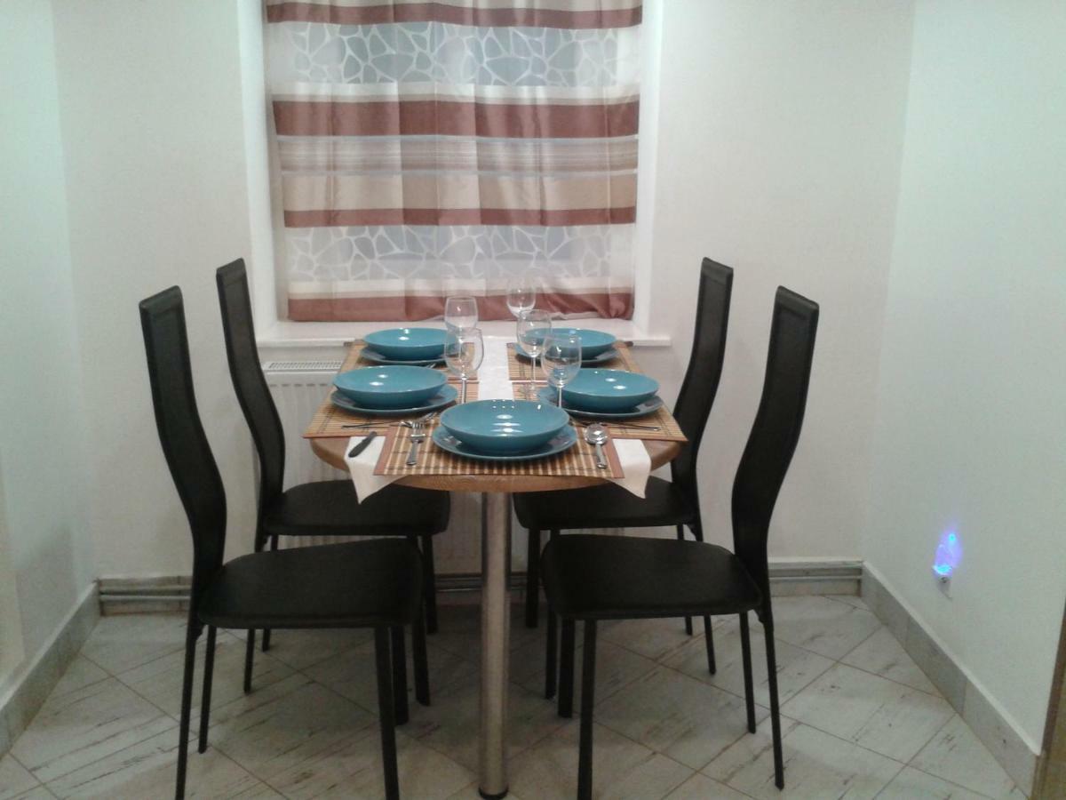 Lily Apartman Budapest Bagian luar foto