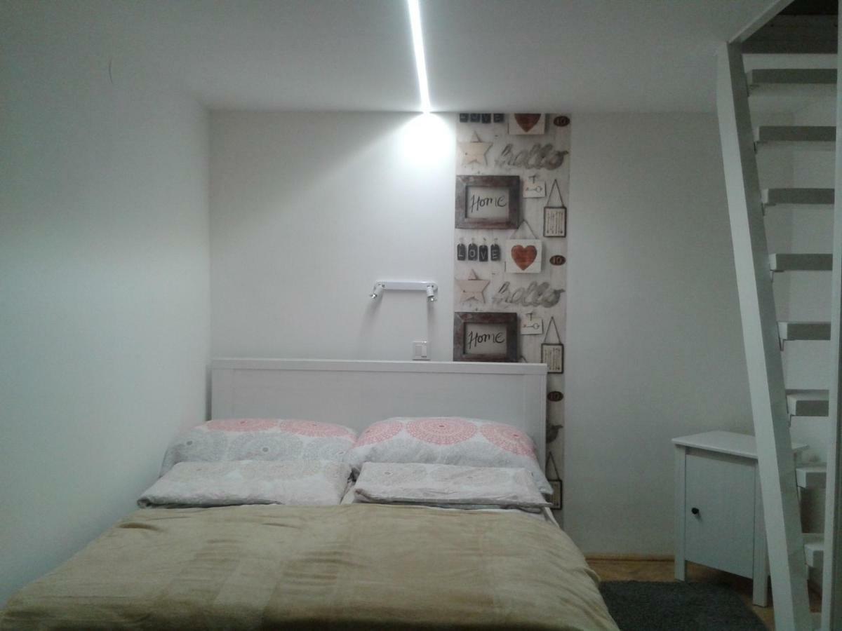 Lily Apartman Budapest Bagian luar foto