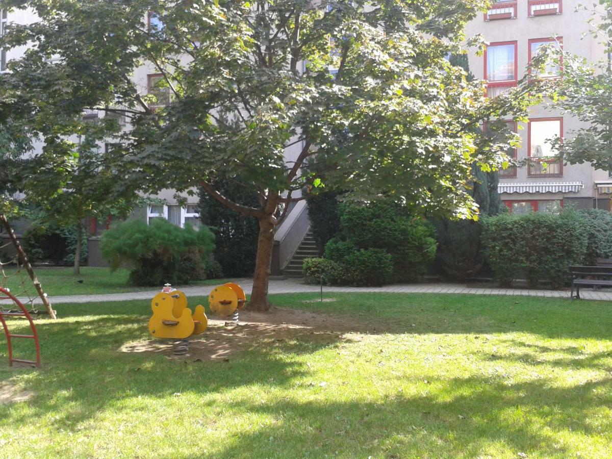 Lily Apartman Budapest Bagian luar foto
